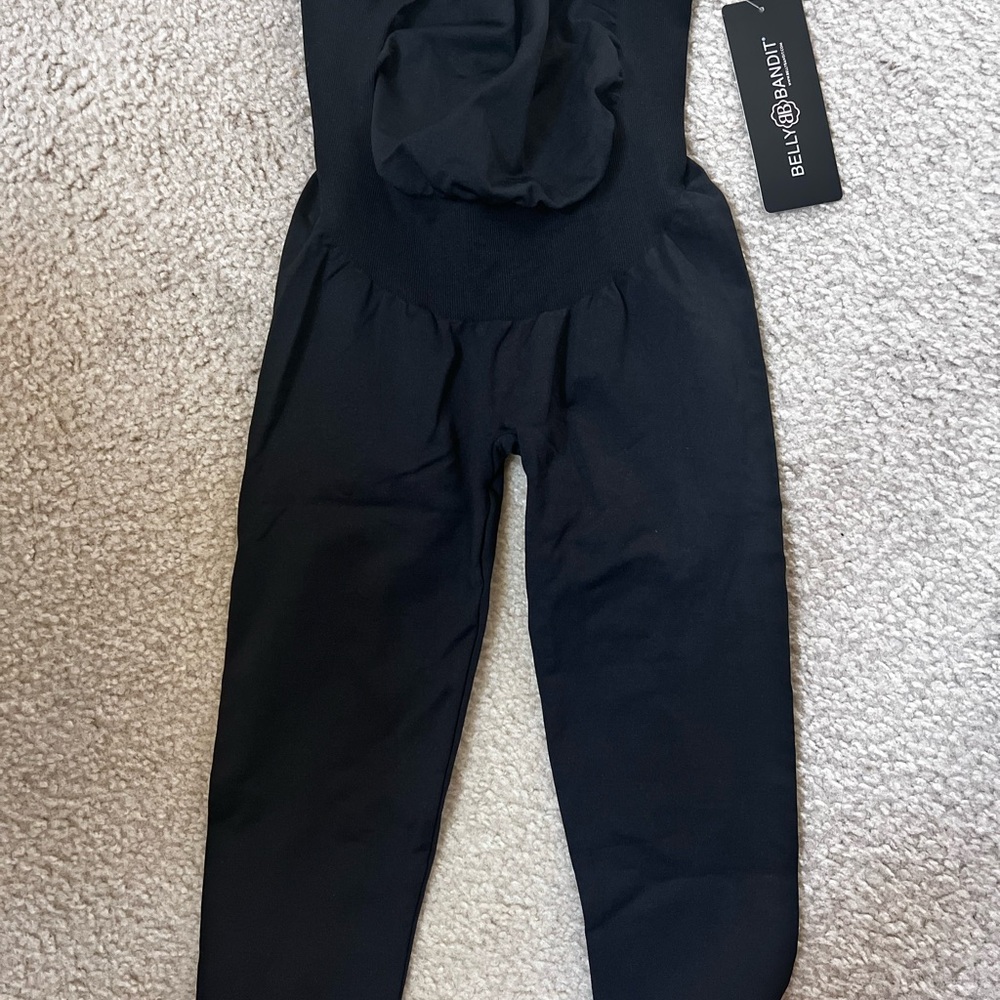 Belly Bandit Maternity Bump Support Capri Leggings